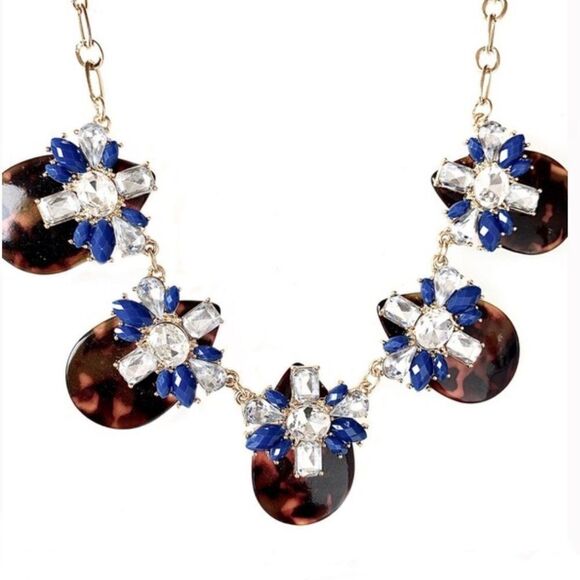 Faux tortoise blue crystal runway worthy necklace - Picture 1 of 6